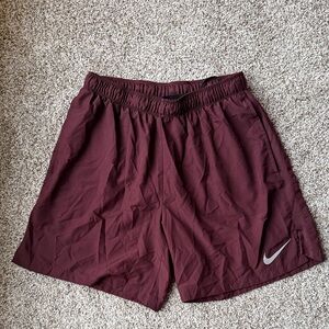 Nike Men's Maroon Athletic Shorts - Large with Liner